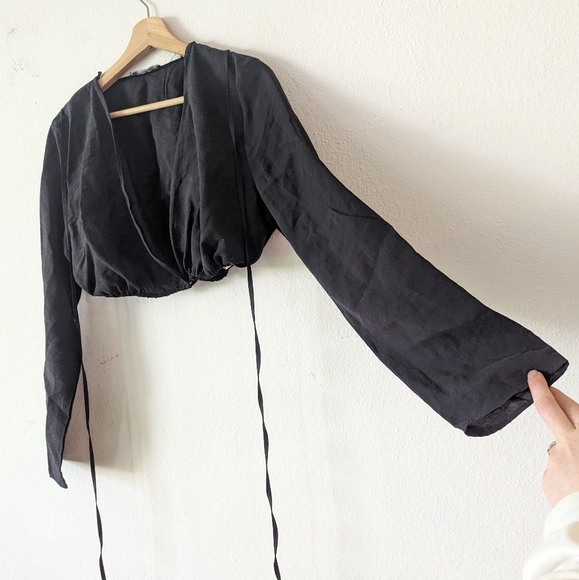 Zara Surplice Cropped Shirt - Picture 2 of 8